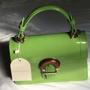 Beautiful green bag. Lunaoon, very cute.